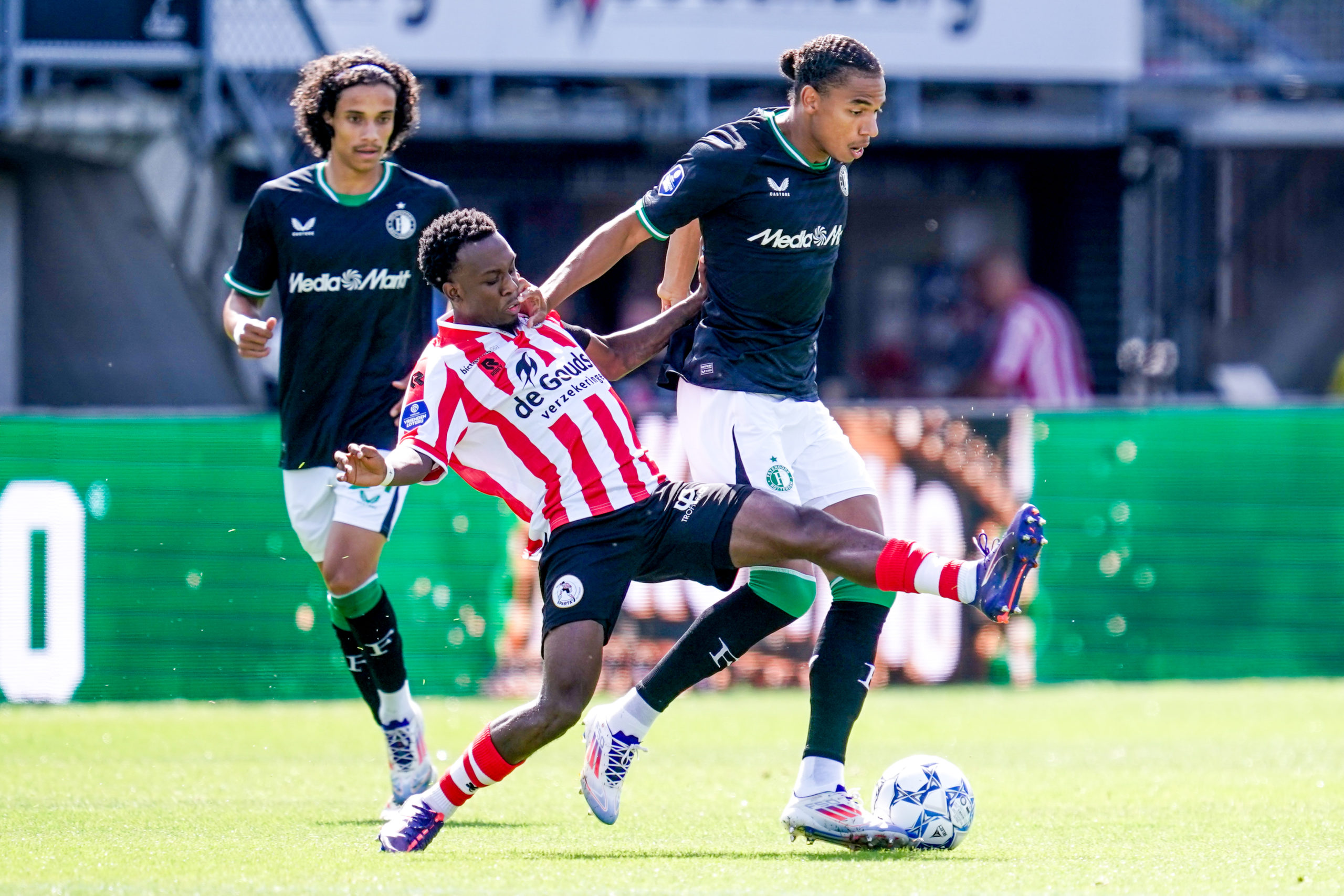 Sparta and Feyenoord keep each other in balance in city derby – Sparta Rotterdam